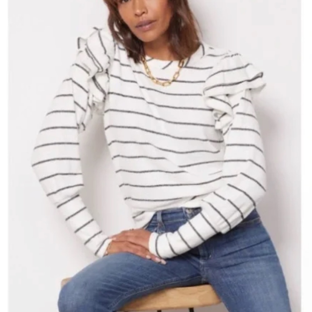Evereve Tory White Black Striped Ruffle Knit‎ Pullover Long Sleeve Sweater Sz S